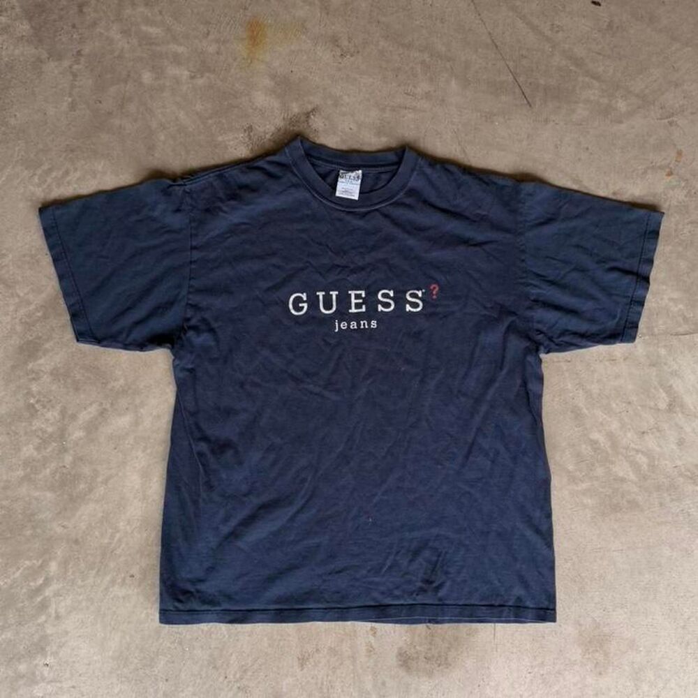 Guess Men's Navy and Black T-shirt